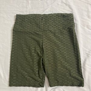 Wallflower Womens Green Textured Bike Shorts